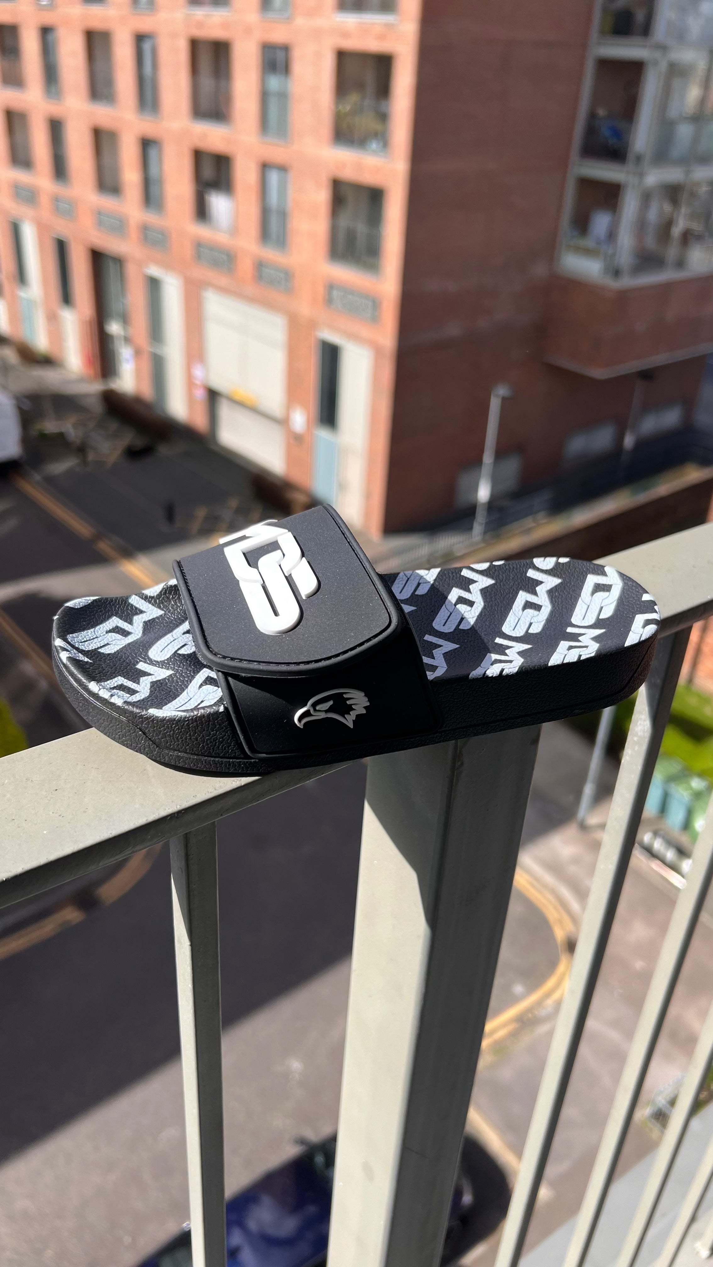 Slide Sandals | Chinelos Confortáveis e Estilosos